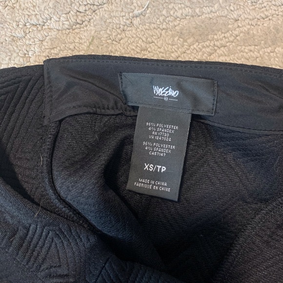 Black Skirt - Picture 4 of 4